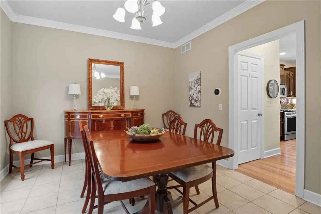 511 High Street, Victor, New York 14564, Victor, New York 14564, 4 Bedrooms Bedrooms, 8 Rooms Rooms,2 BathroomsBathrooms,Residential,Closed,511 High Street, Victor, New York 14564,0,R1639918