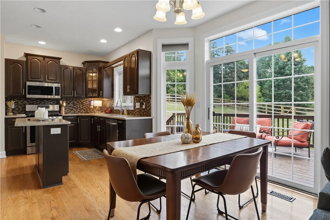 511 High Street, Victor, New York 14564, Victor, New York 14564, 4 Bedrooms Bedrooms, 8 Rooms Rooms,2 BathroomsBathrooms,Residential,Closed,511 High Street, Victor, New York 14564,0,R1639918