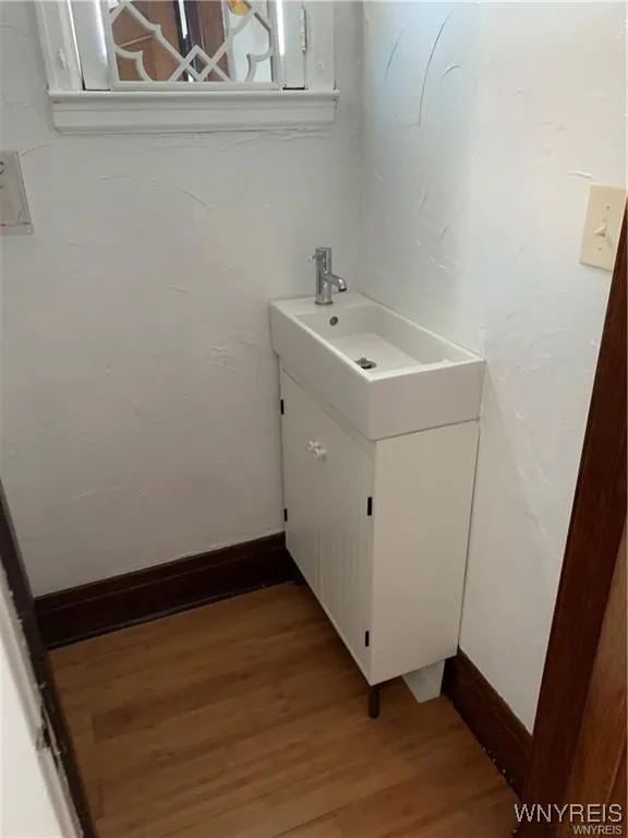 1353 Hertel Avenue, Buffalo, New York 14216, Buffalo, New York 14216, ,Commercial Lease,For Rent,1353 Hertel Avenue, Buffalo, New York 14216,0,B1638441