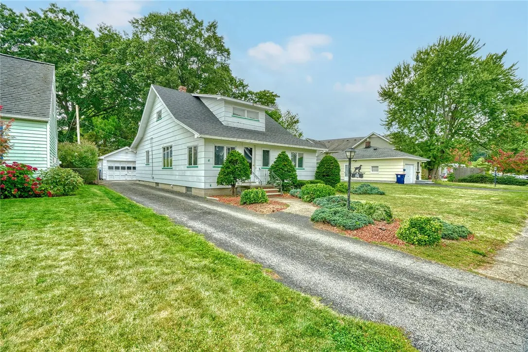 Single wide driveway but plenty of room for several cars!