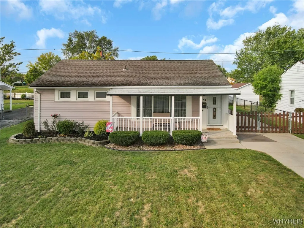 52 Krehmore Place, Tonawanda, New York 14223, Tonawanda, New York 14223, 3 Bedrooms Bedrooms, 7 Rooms Rooms,1 BathroomBathrooms,Residential,Closed,52 Krehmore Place, Tonawanda, New York 14223,0,B1639610