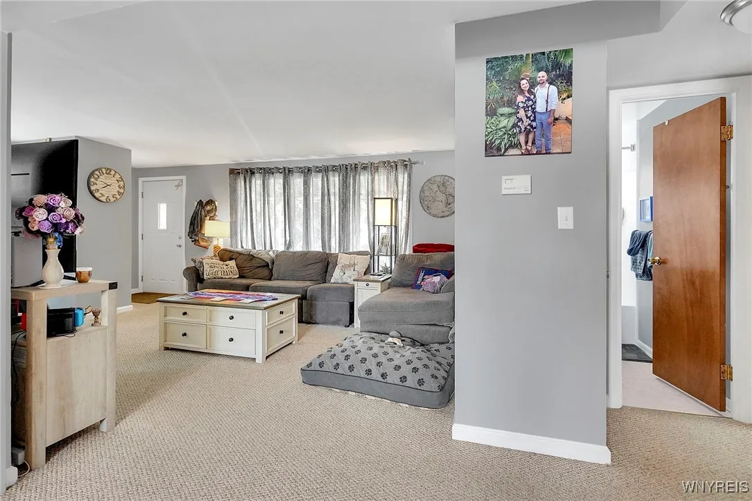 52 Krehmore Place, Tonawanda, New York 14223, Tonawanda, New York 14223, 3 Bedrooms Bedrooms, 7 Rooms Rooms,1 BathroomBathrooms,Residential,Closed,52 Krehmore Place, Tonawanda, New York 14223,0,B1639610