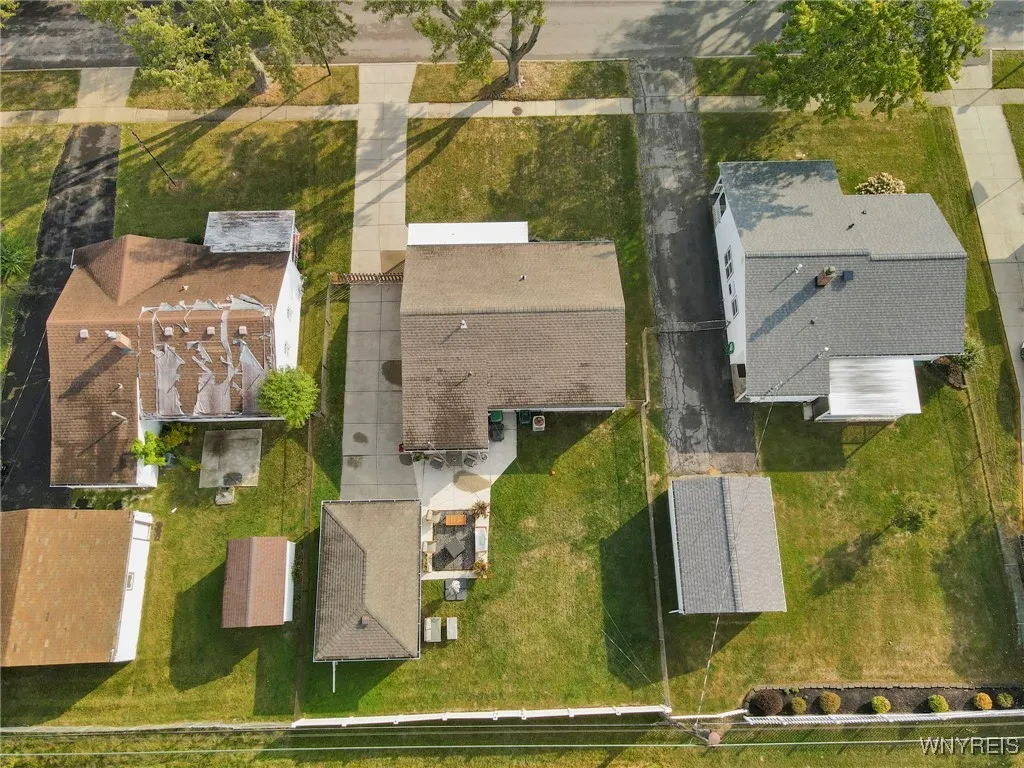 52 Krehmore Place, Tonawanda, New York 14223, Tonawanda, New York 14223, 3 Bedrooms Bedrooms, 7 Rooms Rooms,1 BathroomBathrooms,Residential,Closed,52 Krehmore Place, Tonawanda, New York 14223,0,B1639610