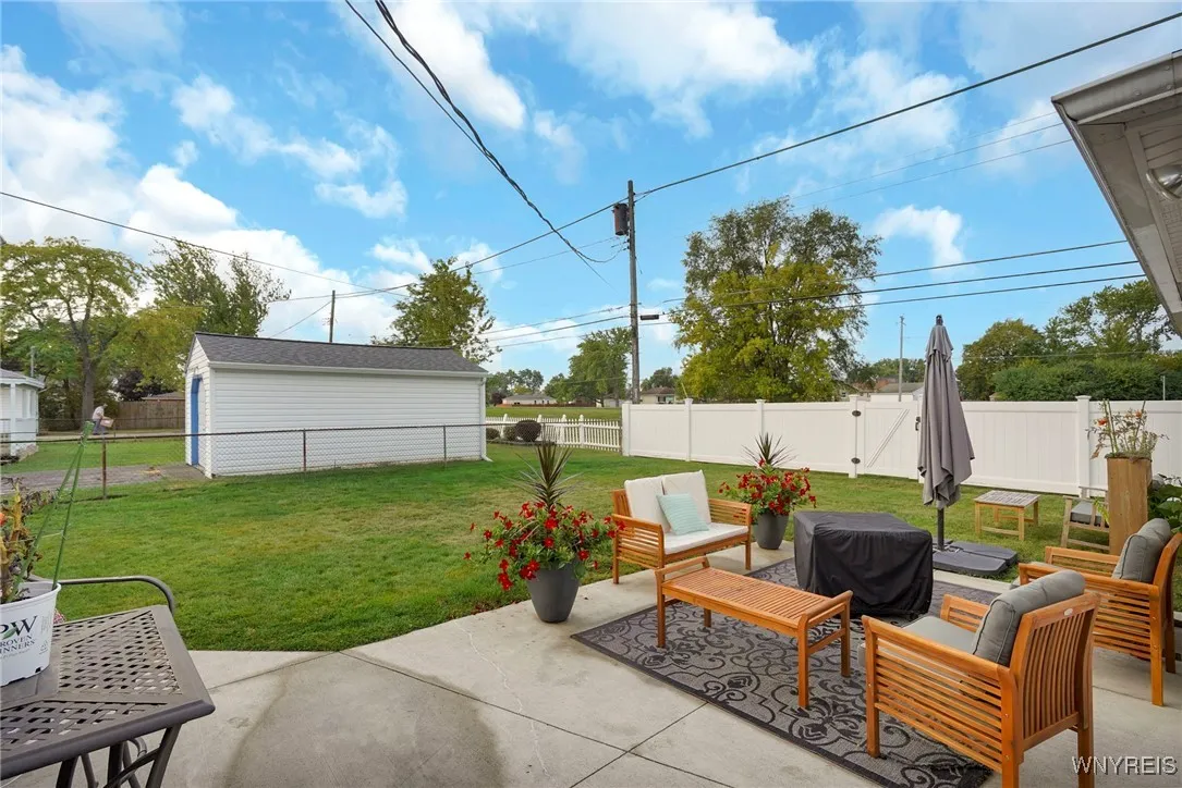 52 Krehmore Place, Tonawanda, New York 14223, Tonawanda, New York 14223, 3 Bedrooms Bedrooms, 7 Rooms Rooms,1 BathroomBathrooms,Residential,Closed,52 Krehmore Place, Tonawanda, New York 14223,0,B1639610