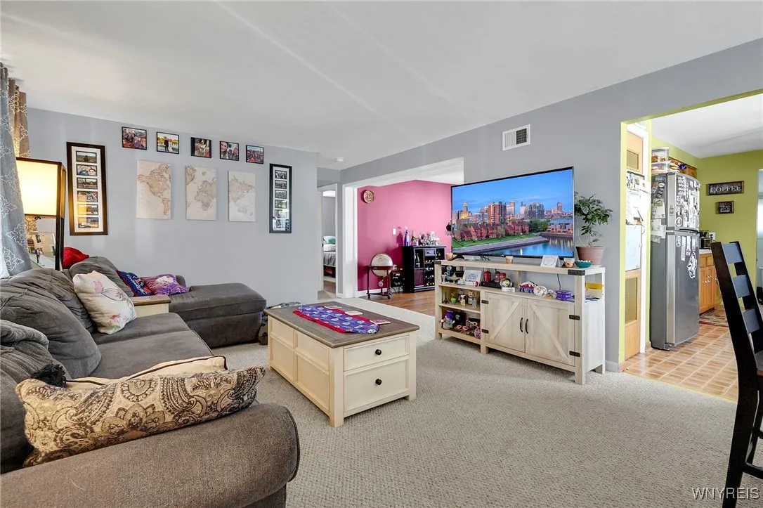 52 Krehmore Place, Tonawanda, New York 14223, Tonawanda, New York 14223, 3 Bedrooms Bedrooms, 7 Rooms Rooms,1 BathroomBathrooms,Residential,Closed,52 Krehmore Place, Tonawanda, New York 14223,0,B1639610