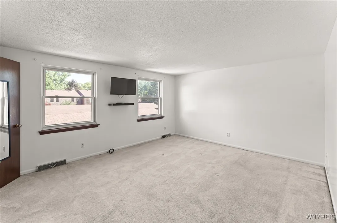 234 Wedgewood Drive, Amherst, New York 14221, Amherst, New York 14221, 2 Bedrooms Bedrooms, 6 Rooms Rooms,2 BathroomsBathrooms,Residential,For Sale,234 Wedgewood Drive, Amherst, New York 14221,0,B1640070