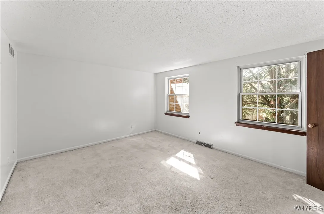 234 Wedgewood Drive, Amherst, New York 14221, Amherst, New York 14221, 2 Bedrooms Bedrooms, 6 Rooms Rooms,2 BathroomsBathrooms,Residential,For Sale,234 Wedgewood Drive, Amherst, New York 14221,0,B1640070
