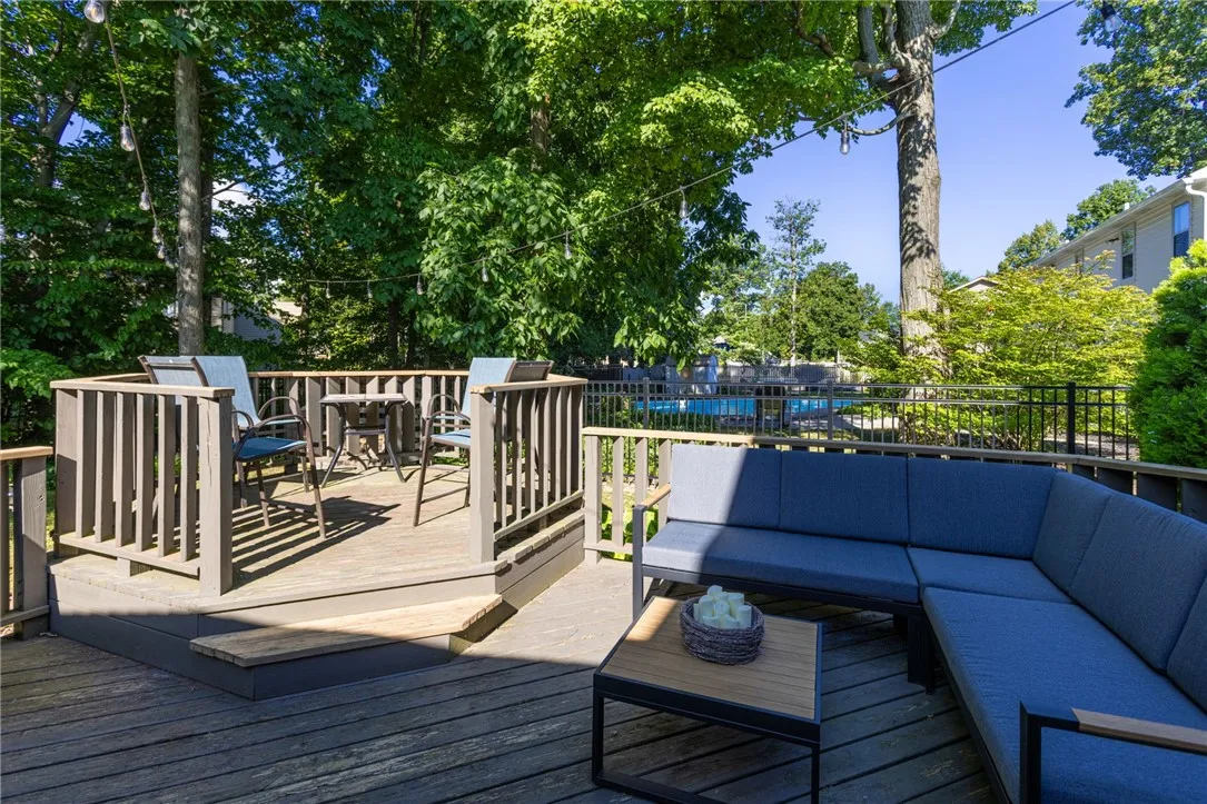 196 Creighton Lane, Greece, New York 14612, Greece, New York 14612, 4 Bedrooms Bedrooms, 8 Rooms Rooms,2 BathroomsBathrooms,Residential,Closed,196 Creighton Lane, Greece, New York 14612,0,R1639044