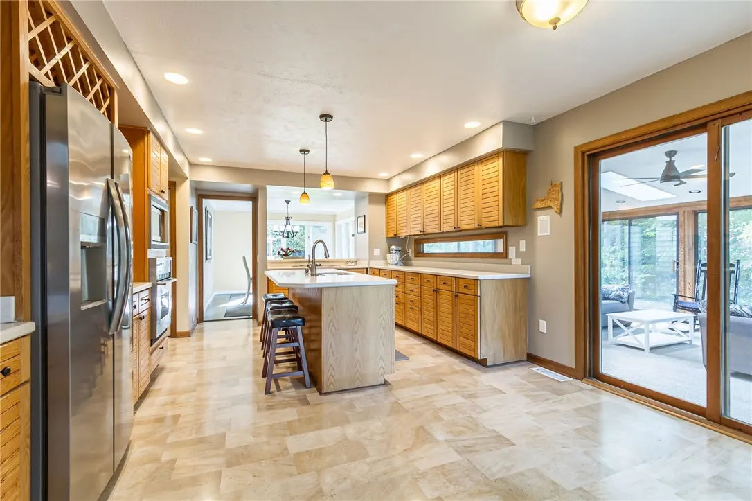 196 Creighton Lane, Greece, New York 14612, Greece, New York 14612, 4 Bedrooms Bedrooms, 8 Rooms Rooms,2 BathroomsBathrooms,Residential,Closed,196 Creighton Lane, Greece, New York 14612,0,R1639044