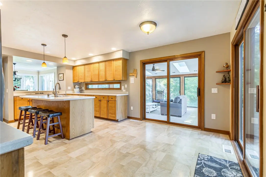 196 Creighton Lane, Greece, New York 14612, Greece, New York 14612, 4 Bedrooms Bedrooms, 8 Rooms Rooms,2 BathroomsBathrooms,Residential,Closed,196 Creighton Lane, Greece, New York 14612,0,R1639044