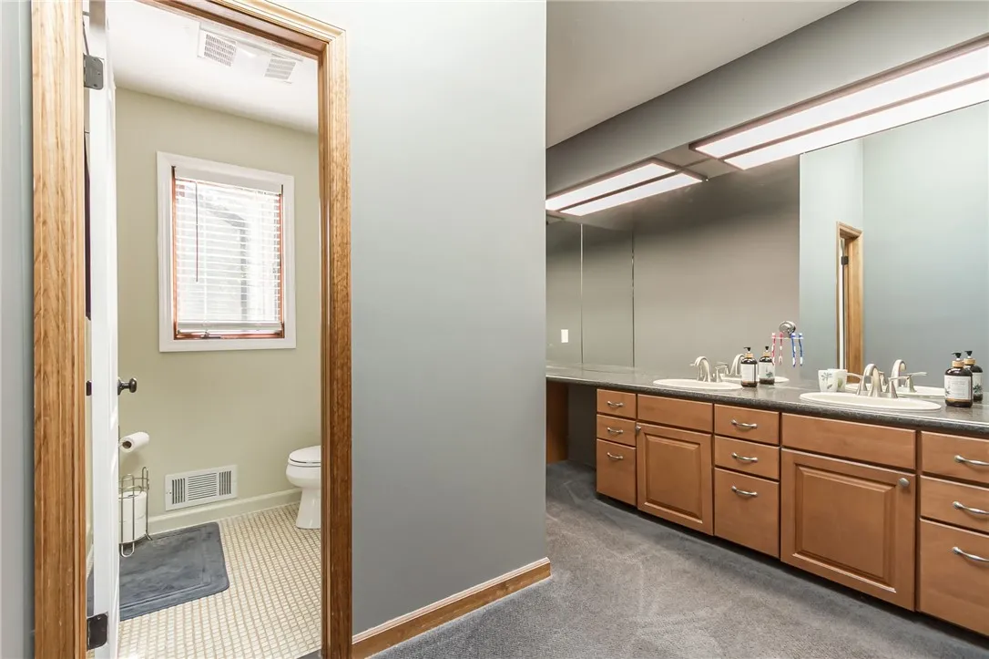 196 Creighton Lane, Greece, New York 14612, Greece, New York 14612, 4 Bedrooms Bedrooms, 8 Rooms Rooms,2 BathroomsBathrooms,Residential,Closed,196 Creighton Lane, Greece, New York 14612,0,R1639044