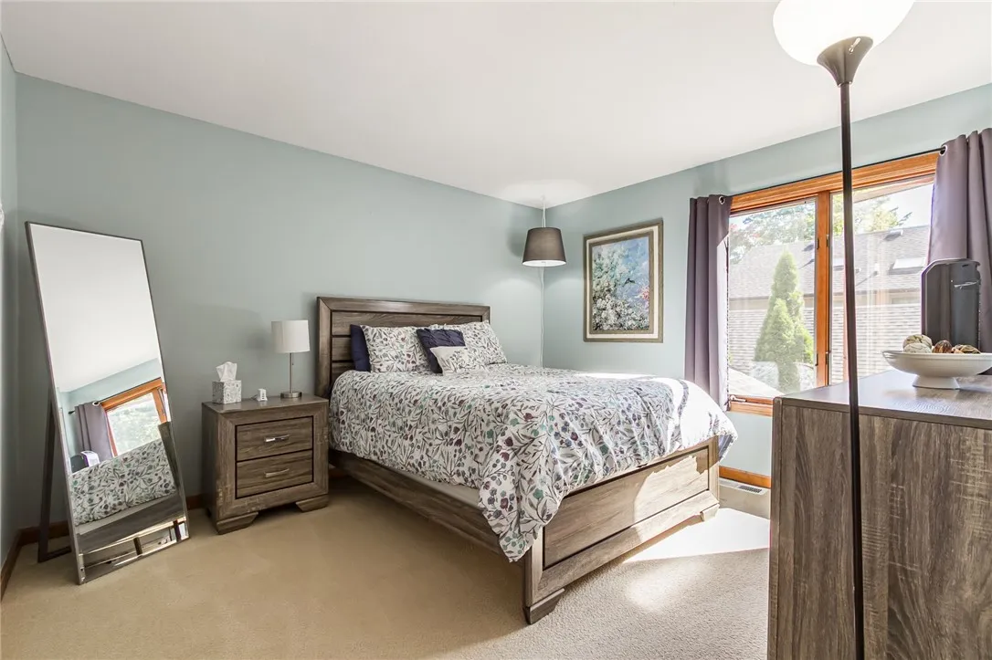 196 Creighton Lane, Greece, New York 14612, Greece, New York 14612, 4 Bedrooms Bedrooms, 8 Rooms Rooms,2 BathroomsBathrooms,Residential,Closed,196 Creighton Lane, Greece, New York 14612,0,R1639044