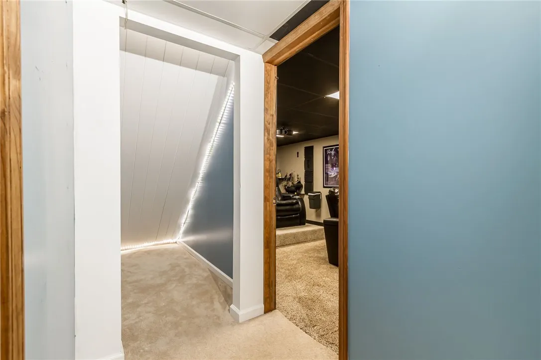 196 Creighton Lane, Greece, New York 14612, Greece, New York 14612, 4 Bedrooms Bedrooms, 8 Rooms Rooms,2 BathroomsBathrooms,Residential,Closed,196 Creighton Lane, Greece, New York 14612,0,R1639044