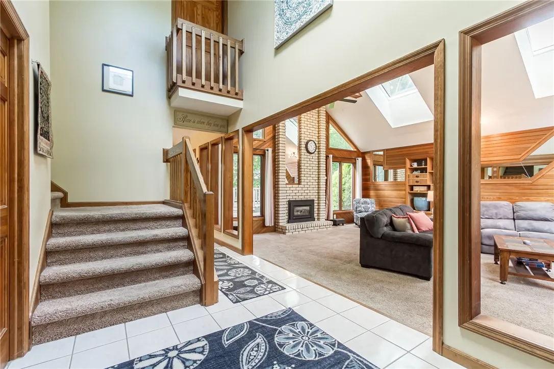 196 Creighton Lane, Greece, New York 14612, Greece, New York 14612, 4 Bedrooms Bedrooms, 8 Rooms Rooms,2 BathroomsBathrooms,Residential,Closed,196 Creighton Lane, Greece, New York 14612,0,R1639044