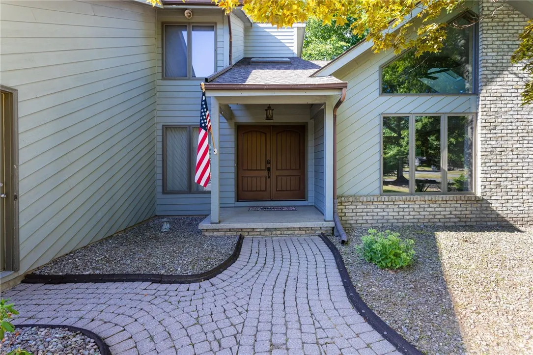 196 Creighton Lane, Greece, New York 14612, Greece, New York 14612, 4 Bedrooms Bedrooms, 8 Rooms Rooms,2 BathroomsBathrooms,Residential,Closed,196 Creighton Lane, Greece, New York 14612,0,R1639044