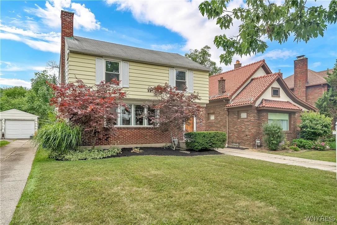 46 Endicott Drive, Amherst, New York 14226, Amherst, New York 14226, 3 Bedrooms Bedrooms, 9 Rooms Rooms,1 BathroomBathrooms,Residential,Closed,46 Endicott Drive, Amherst, New York 14226,0,B1635932