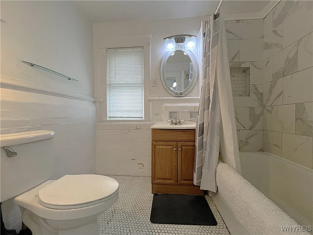 179 Niagara Falls Boulevard, Amherst, New York 142, Amherst, New York 14226, 5 Bedrooms Bedrooms, 9 Rooms Rooms,1 BathroomBathrooms,Residential,For Sale,179 Niagara Falls Boulevard, Amherst, New York 142,0,B1639970