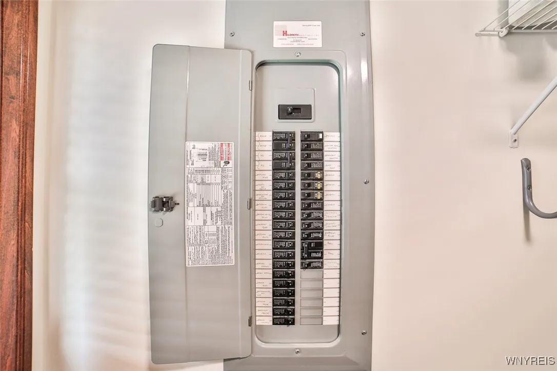 additional panel for laundry wing