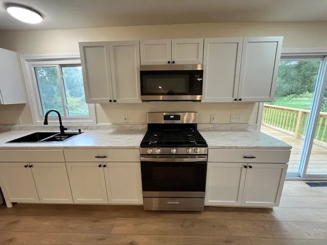 3834 Ridge Road, Williamson, New York 14589, Williamson, New York 14589, 4 Bedrooms Bedrooms, 7 Rooms Rooms,2 BathroomsBathrooms,Residential,For Sale,3834 Ridge Road, Williamson, New York 14589,0,R1639941