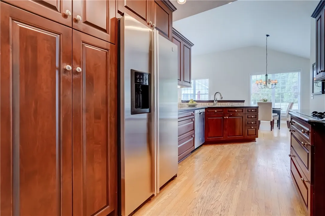 40 Onyx Drive, Perinton, New York 14526, Perinton, New York 14526, 3 Bedrooms Bedrooms, 6 Rooms Rooms,2 BathroomsBathrooms,Residential,Closed,40 Onyx Drive, Perinton, New York 14526,0,R1639540