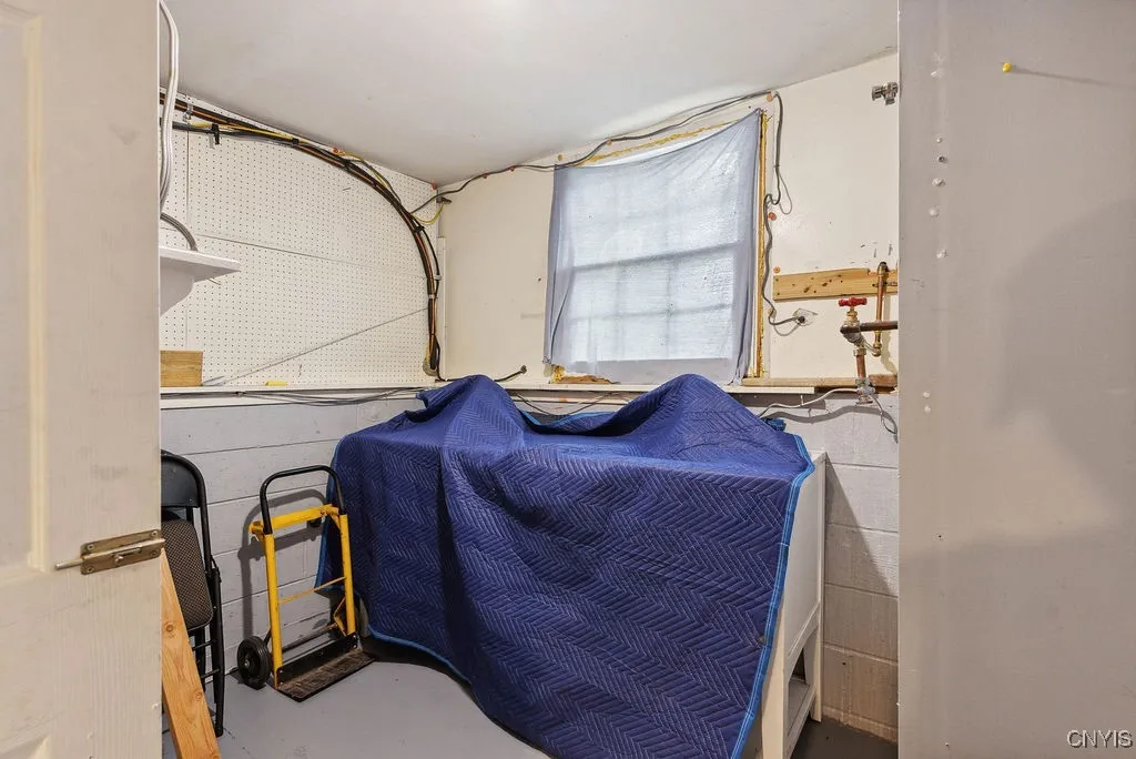 4281 Polaris Course, Clay, New York 13090, Clay, New York 13090, 3 Bedrooms Bedrooms, 9 Rooms Rooms,2 BathroomsBathrooms,Residential Lease,For Rent,4281 Polaris Course, Clay, New York 13090,0,S1639679