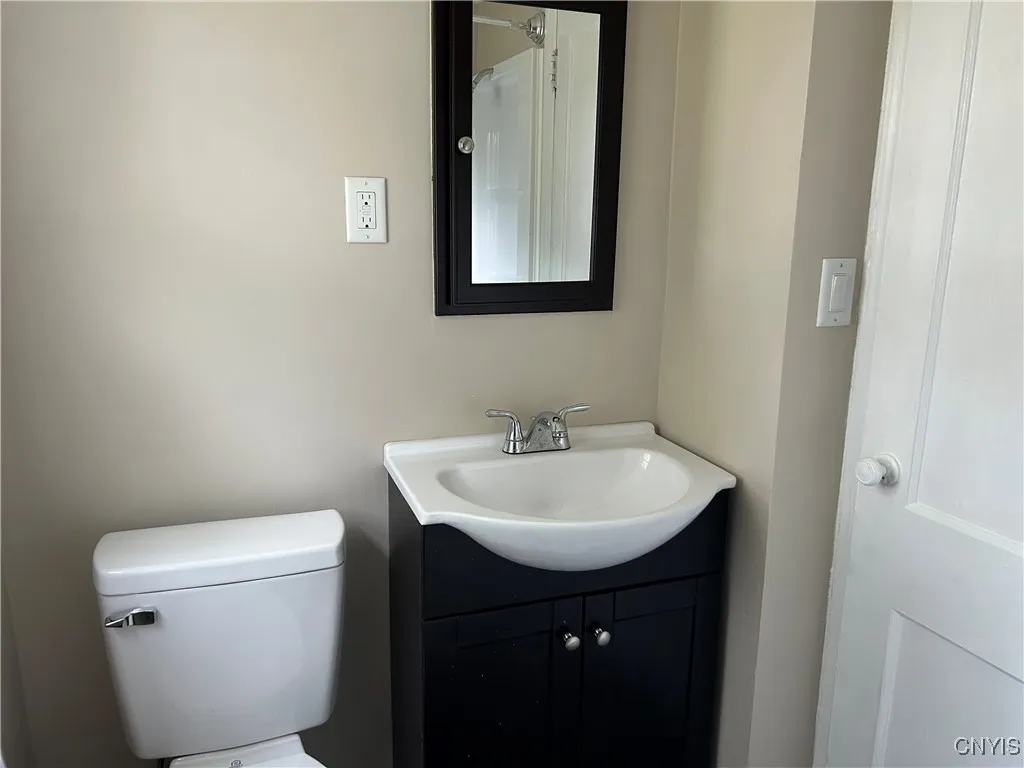 408 Coolidge Road, Utica, New York 13502, Utica, New York 13502, 3 Bedrooms Bedrooms, 6 Rooms Rooms,1 BathroomBathrooms,Residential,For Sale,408 Coolidge Road, Utica, New York 13502,0,S1640023