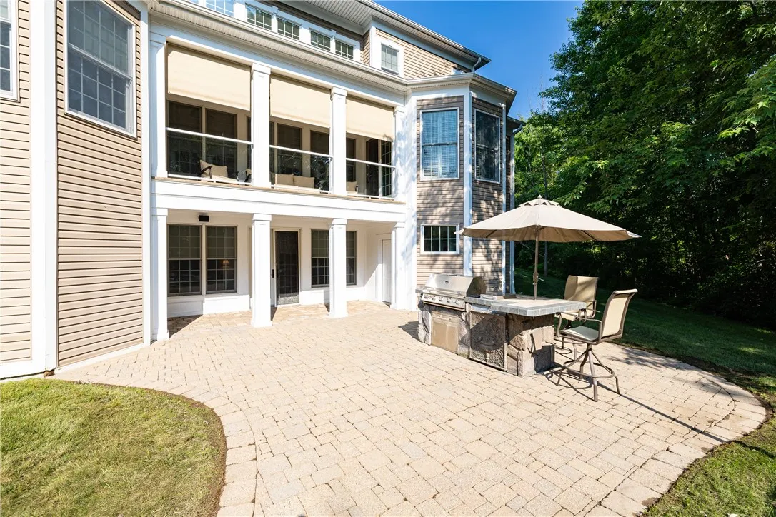 43 Lyndon Road, Perinton, New York 14450, Perinton, New York 14450, 5 Bedrooms Bedrooms, 11 Rooms Rooms,4 BathroomsBathrooms,Residential,For Sale,43 Lyndon Road, Perinton, New York 14450,0,R1640095
