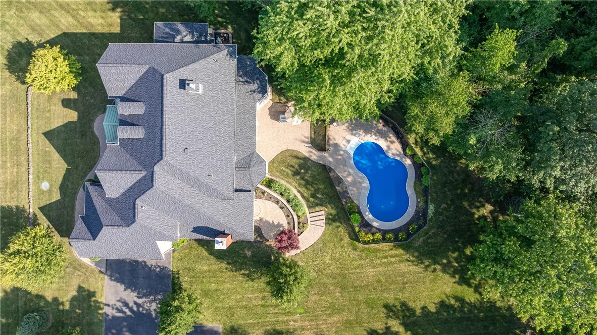 43 Lyndon Road, Perinton, New York 14450, Perinton, New York 14450, 5 Bedrooms Bedrooms, 11 Rooms Rooms,4 BathroomsBathrooms,Residential,For Sale,43 Lyndon Road, Perinton, New York 14450,0,R1640095