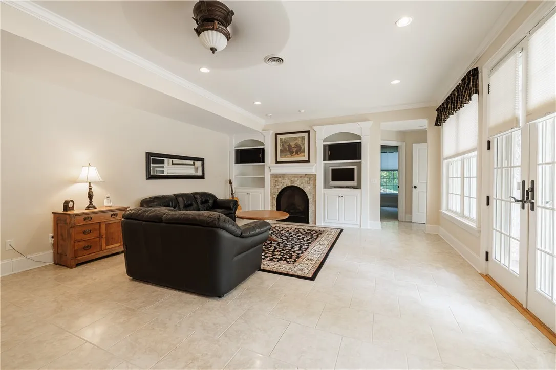 43 Lyndon Road, Perinton, New York 14450, Perinton, New York 14450, 5 Bedrooms Bedrooms, 11 Rooms Rooms,4 BathroomsBathrooms,Residential,For Sale,43 Lyndon Road, Perinton, New York 14450,0,R1640095