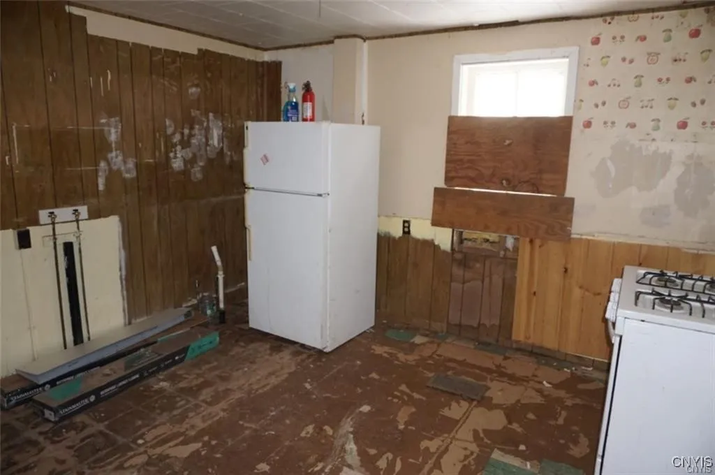 140 & 142 East 10th Street, Oswego, New York 1, Oswego, New York 13126, 4 Bedrooms Bedrooms, ,2 BathroomsBathrooms,Residential,Closed,140 & 142 East 10th Street, Oswego, New York 1,0,S1639891