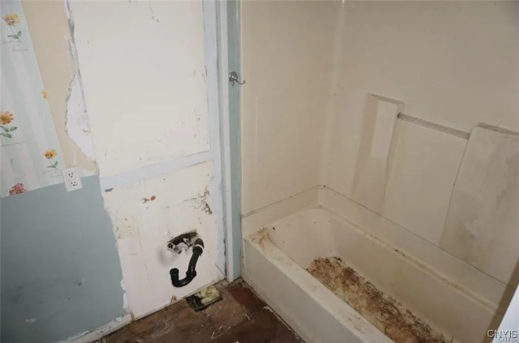140 & 142 East 10th Street, Oswego, New York 1, Oswego, New York 13126, 4 Bedrooms Bedrooms, ,2 BathroomsBathrooms,Residential,Closed,140 & 142 East 10th Street, Oswego, New York 1,0,S1639891