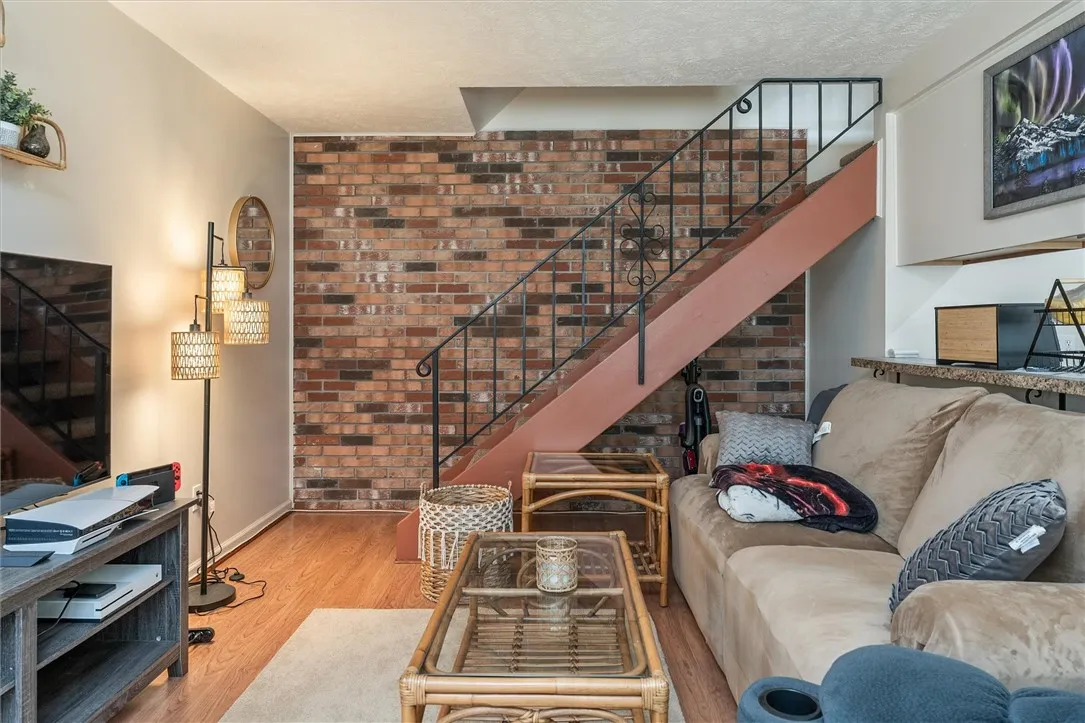 87 Milrace Drive, East Rochester, New York 14445, East Rochester, New York 14445, 2 Bedrooms Bedrooms, 5 Rooms Rooms,1 BathroomBathrooms,Residential Lease,Closed,87 Milrace Drive, East Rochester, New York 14445,0,R1640139