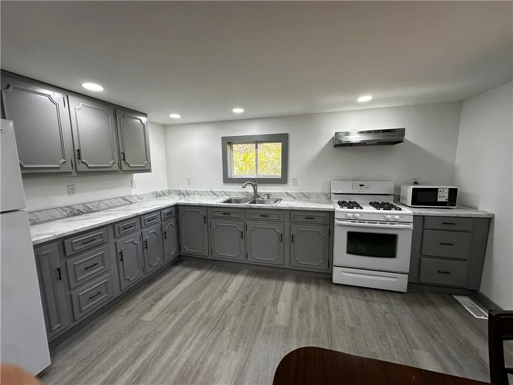 8586 Sands Creek, Hancock, New York 13783, Hancock, New York 13783, 2 Bedrooms Bedrooms, 5 Rooms Rooms,1 BathroomBathrooms,Residential,For Sale,8586 Sands Creek, Hancock, New York 13783,0,R1638025