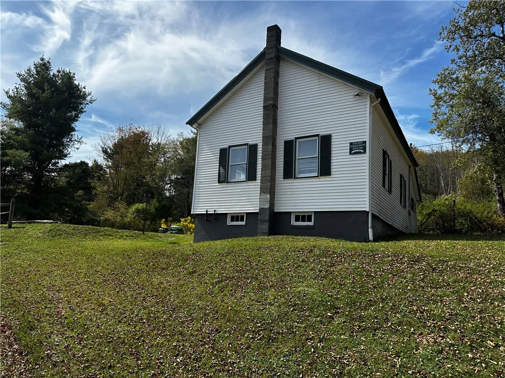 8586 Sands Creek, Hancock, New York 13783, Hancock, New York 13783, 2 Bedrooms Bedrooms, 5 Rooms Rooms,1 BathroomBathrooms,Residential,For Sale,8586 Sands Creek, Hancock, New York 13783,0,R1638025