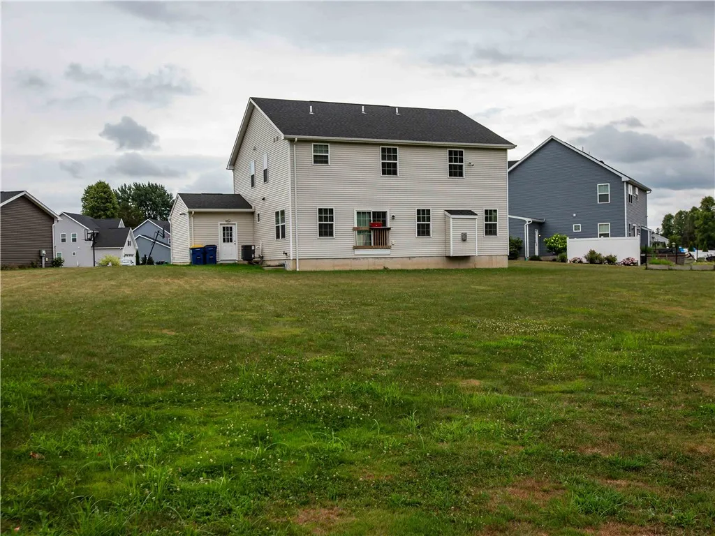 357 Anna Circle, Webster, New York 14580, Webster, New York 14580, 4 Bedrooms Bedrooms, 9 Rooms Rooms,3 BathroomsBathrooms,Residential Lease,For Rent,357 Anna Circle, Webster, New York 14580,0,R1640108