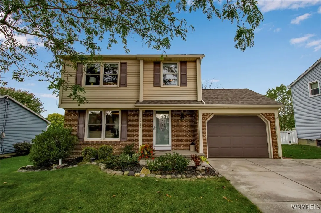 3642 Howard Road, Hamburg, New York 14075, Hamburg, New York 14075, 3 Bedrooms Bedrooms, 8 Rooms Rooms,1 BathroomBathrooms,Residential,Closed,3642 Howard Road, Hamburg, New York 14075,0,B1640122