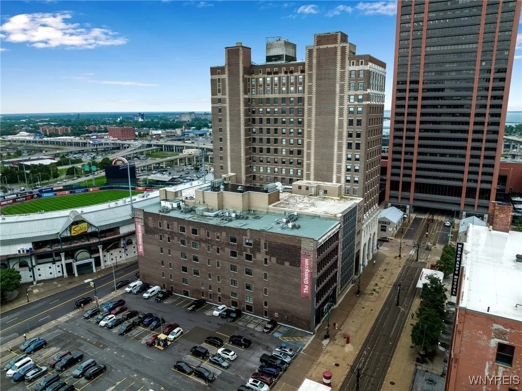 251 Main Street 400, Buffalo, New York 14203, Buffalo, New York 14203, 2 Bedrooms Bedrooms, 6 Rooms Rooms,2 BathroomsBathrooms,Residential,For Sale,251 Main Street 400, Buffalo, New York 14203,0,B1640174