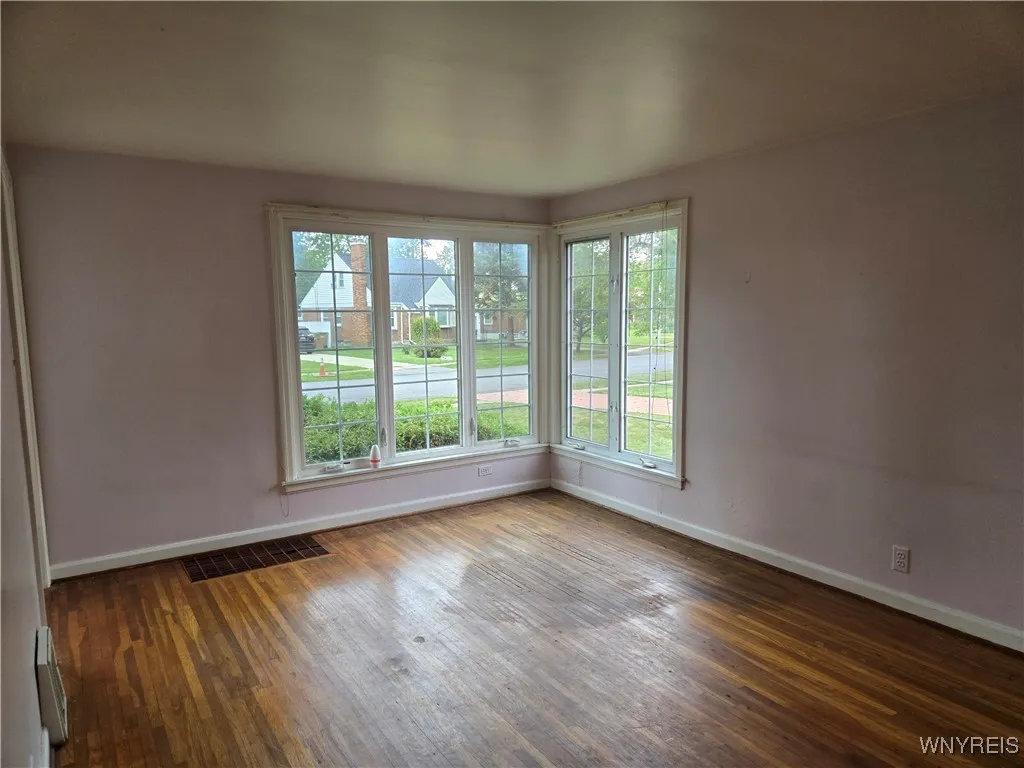 299 Burke Drive, Cheektowaga, New York 14215, Cheektowaga, New York 14215, 3 Bedrooms Bedrooms, 8 Rooms Rooms,1 BathroomBathrooms,Residential,For Sale,299 Burke Drive, Cheektowaga, New York 14215,0,B1639887