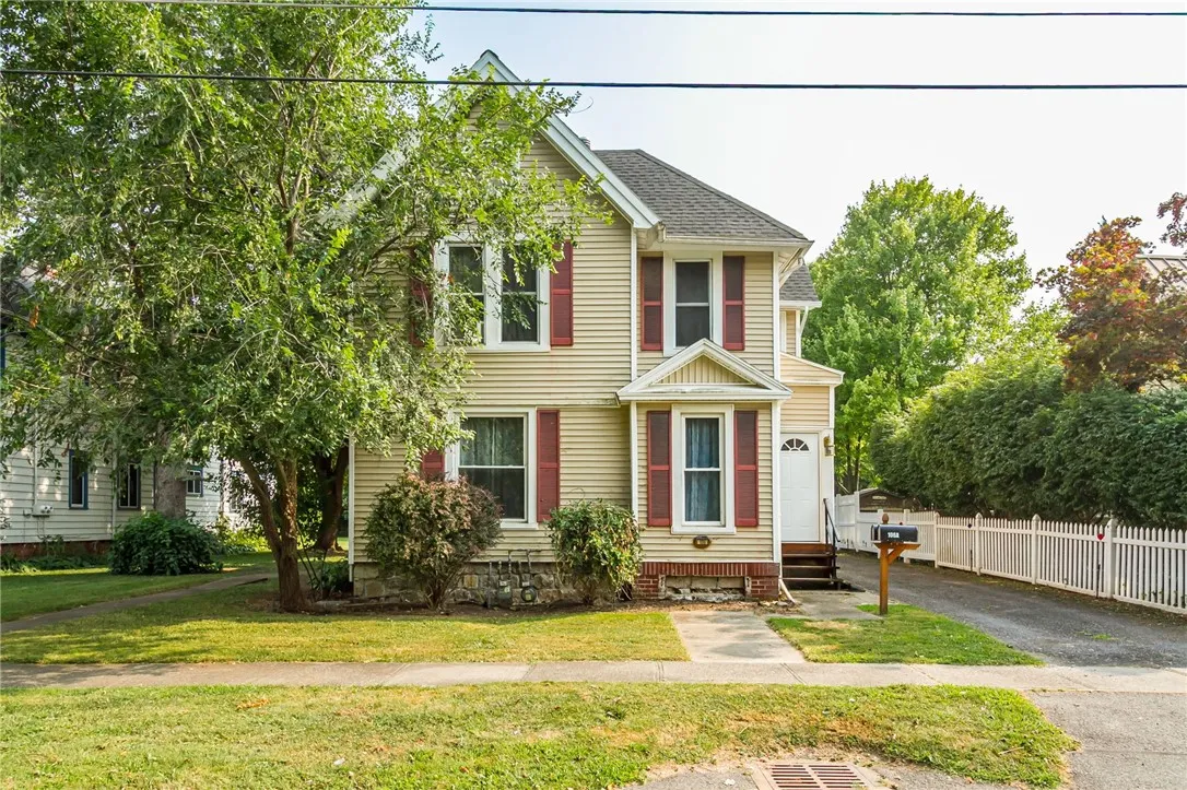 106 Jefferson Street, Arcadia, New York 14513, Arcadia, New York 14513, 6 Bedrooms Bedrooms, ,2 BathroomsBathrooms,Residential,Closed,106 Jefferson Street, Arcadia, New York 14513,0,R1638133