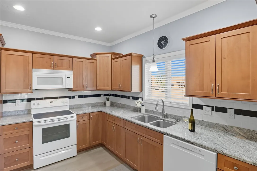 2 Laurie Crescent, Sweden, New York 14420, Sweden, New York 14420, 2 Bedrooms Bedrooms, 6 Rooms Rooms,3 BathroomsBathrooms,Residential,For Sale,2 Laurie Crescent, Sweden, New York 14420,0,R1639982