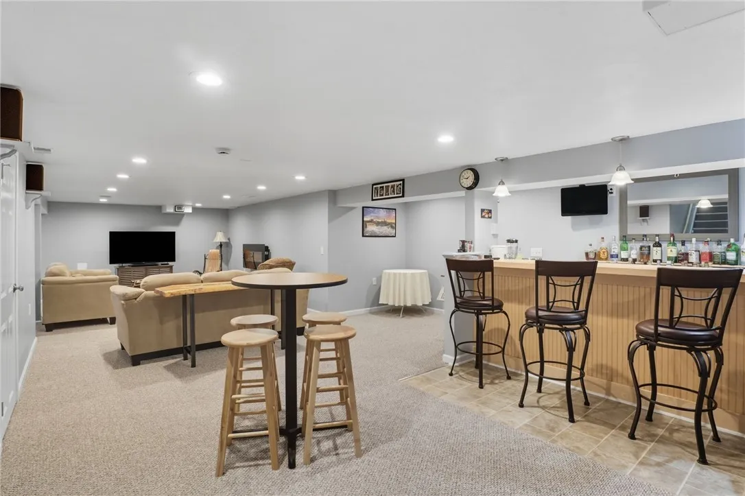 2 Laurie Crescent, Sweden, New York 14420, Sweden, New York 14420, 2 Bedrooms Bedrooms, 6 Rooms Rooms,3 BathroomsBathrooms,Residential,For Sale,2 Laurie Crescent, Sweden, New York 14420,0,R1639982