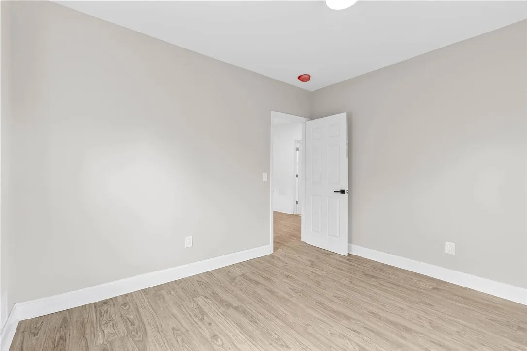 249 Burrows Street, Rochester, New York 14606, Rochester, New York 14606, 5 Bedrooms Bedrooms, 10 Rooms Rooms,2 BathroomsBathrooms,Residential,Closed,249 Burrows Street, Rochester, New York 14606,0,R1639416