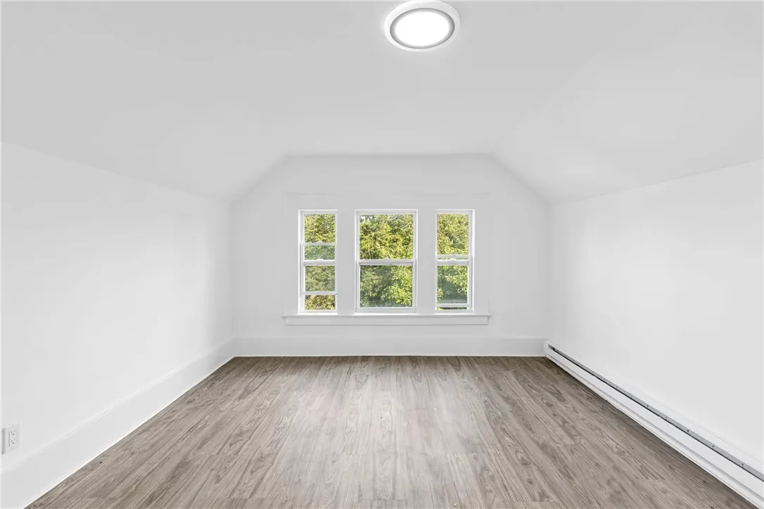 249 Burrows Street, Rochester, New York 14606, Rochester, New York 14606, 5 Bedrooms Bedrooms, 10 Rooms Rooms,2 BathroomsBathrooms,Residential,Closed,249 Burrows Street, Rochester, New York 14606,0,R1639416