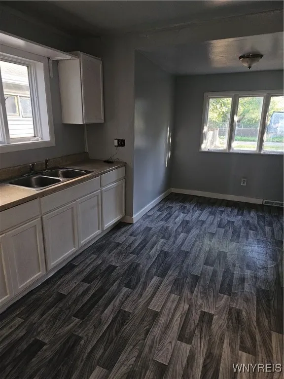 2211 La Salle Avenue, Niagara Falls, New York 1430, Niagara Falls, New York 14301, 3 Bedrooms Bedrooms, 7 Rooms Rooms,1 BathroomBathrooms,Residential Lease,Closed,2211 La Salle Avenue, Niagara Falls, New York 1430,0,B1640062