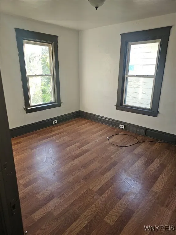 2211 La Salle Avenue, Niagara Falls, New York 1430, Niagara Falls, New York 14301, 3 Bedrooms Bedrooms, 7 Rooms Rooms,1 BathroomBathrooms,Residential Lease,Closed,2211 La Salle Avenue, Niagara Falls, New York 1430,0,B1640062