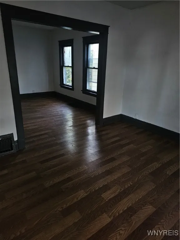 2211 La Salle Avenue, Niagara Falls, New York 1430, Niagara Falls, New York 14301, 3 Bedrooms Bedrooms, 7 Rooms Rooms,1 BathroomBathrooms,Residential Lease,Closed,2211 La Salle Avenue, Niagara Falls, New York 1430,0,B1640062
