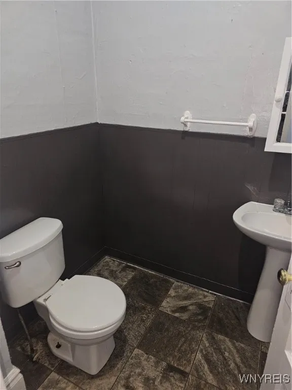 2211 La Salle Avenue, Niagara Falls, New York 1430, Niagara Falls, New York 14301, 3 Bedrooms Bedrooms, 7 Rooms Rooms,1 BathroomBathrooms,Residential Lease,Closed,2211 La Salle Avenue, Niagara Falls, New York 1430,0,B1640062