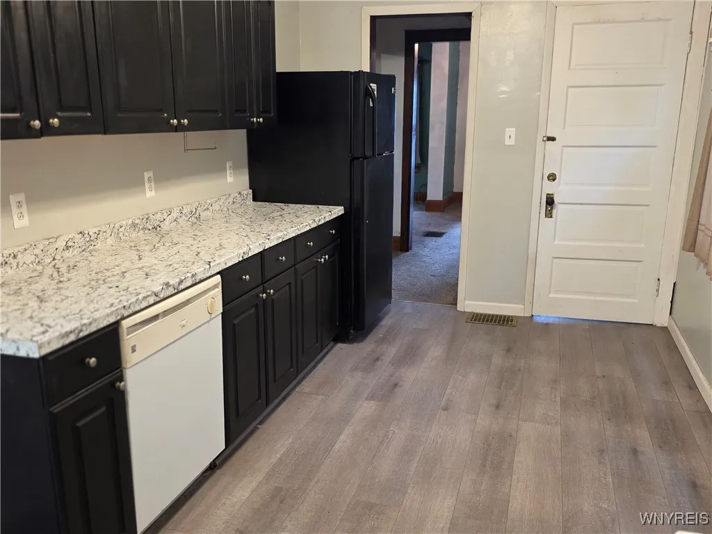 All appliances included