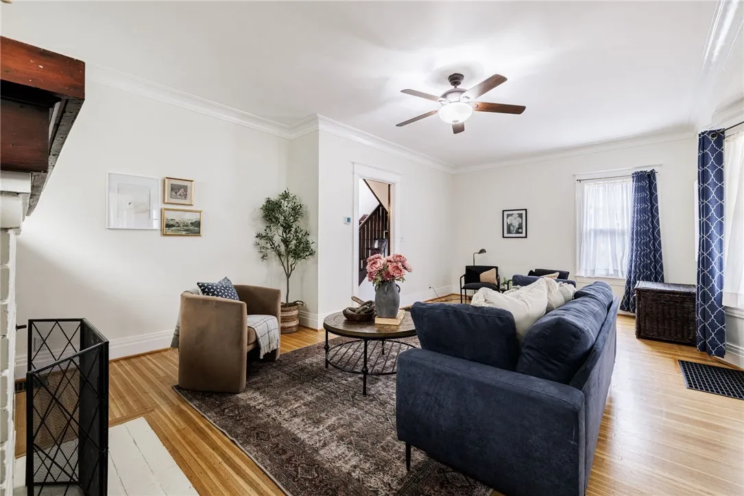 563 Melville St, Rochester, New York 14609, Rochester, New York 14609, 5 Bedrooms Bedrooms, 8 Rooms Rooms,2 BathroomsBathrooms,Residential,Closed,563 Melville St, Rochester, New York 14609,0,R1637061