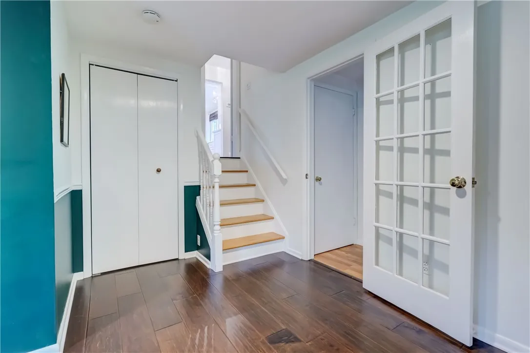 1 Mill Valley Rd, Perinton, New York 14534, Perinton, New York 14534, 5 Bedrooms Bedrooms, 9 Rooms Rooms,2 BathroomsBathrooms,Residential,Closed,1 Mill Valley Rd, Perinton, New York 14534,0,R1637940